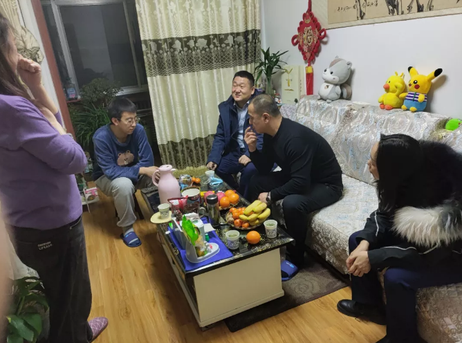 利发官网-利发（中国）
产业开发板块深入开展员工家访活动(图2)