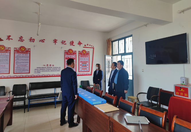 筑起安全墙 照亮乡村路——利发官网-利发(中国)
鼎力支持包抓共建村社文明创建工作(图9) 筑起安全墙 照亮乡村路——利发官网-利发(中国)
鼎力支持包抓共建村社文明创建工作(图9)
