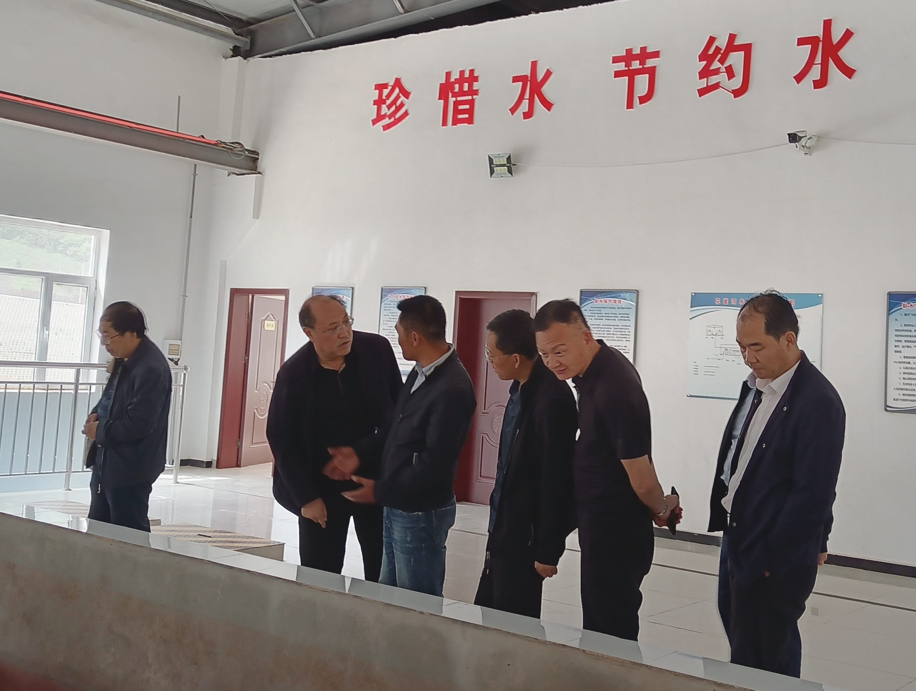 利发官网-利发（中国）
赴甘肃水建公司开展全面调研(图3)