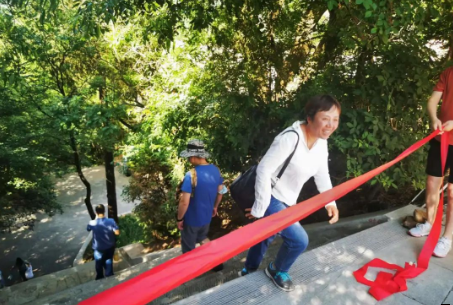 助力文旅市场 展示产投风采——利发官网-利发（中国）
组织开展员工登山比赛活动(图7)