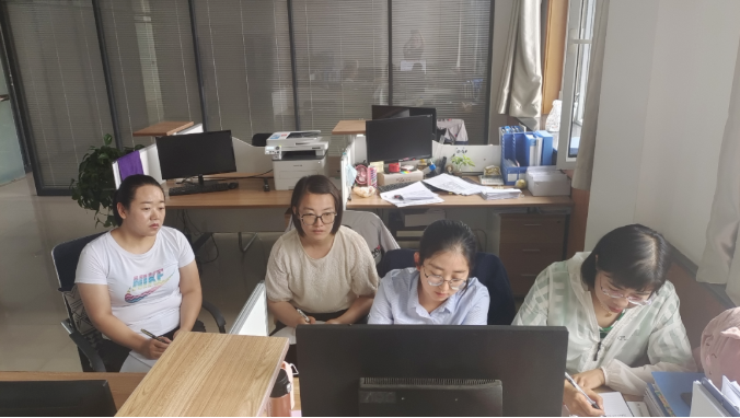 利发官网-利发（中国）
财务管理部组织开展员工专业知识培训(图1)