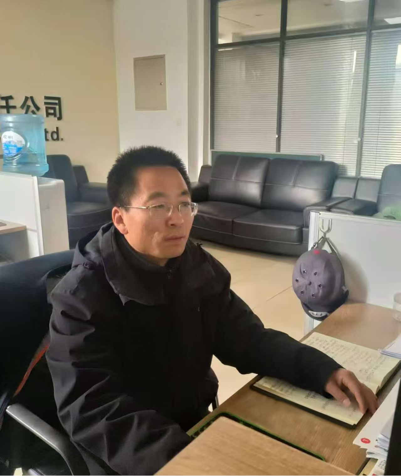 中共利发官网-利发（中国）
委员会关于对2025年度“产投榜样”进行公示的公告(图2)